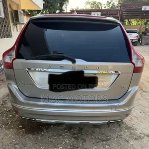 Volvo XC60 3.2 AWD 2014 Gray