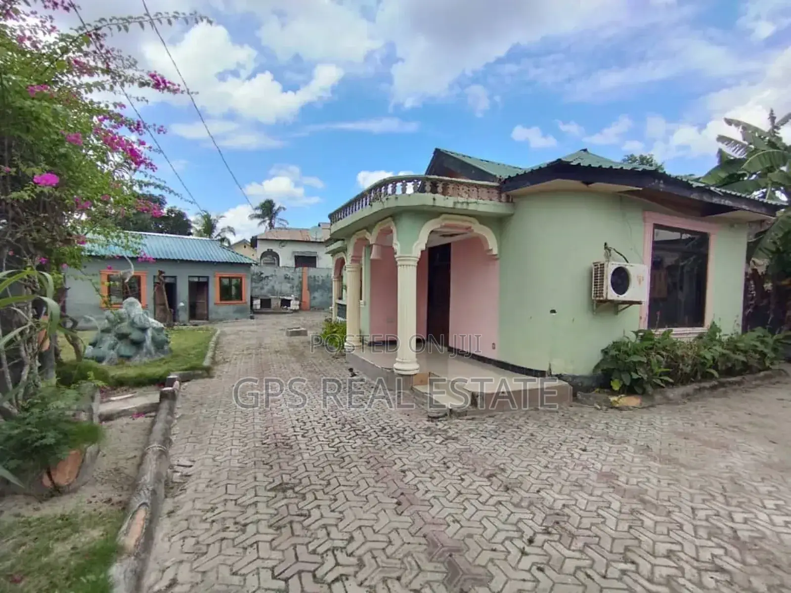4bdrm House in Kitunda Machimbo, Kinondoni for sale