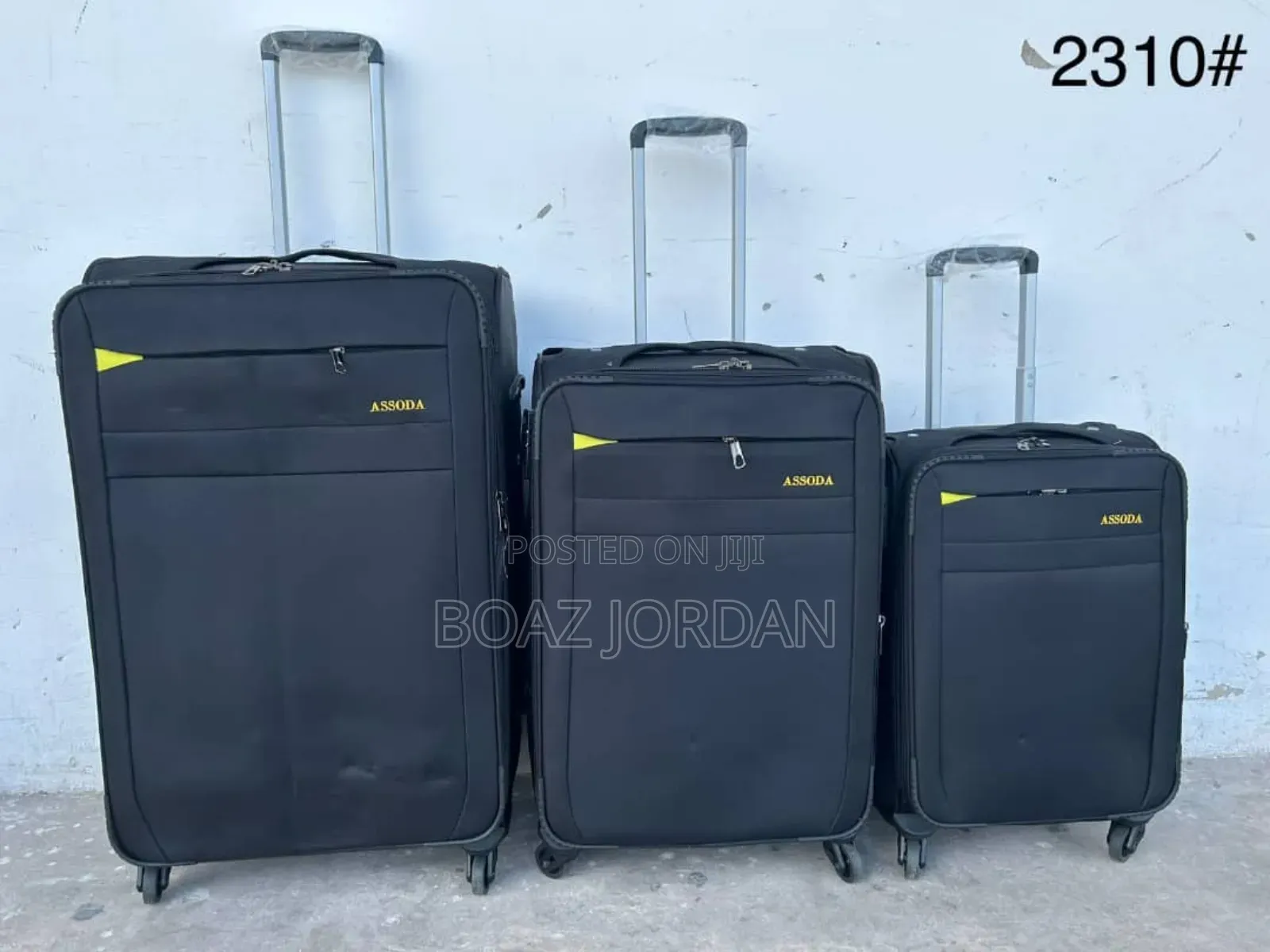 Seti Ya Mabegi Matatu Inauzwa Kwa TSH 200,000
