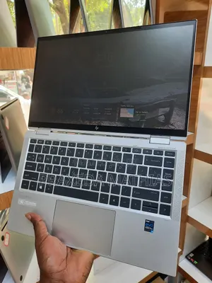 Laptop HP EliteBook X360 1030 G8 16GB Intel Core I5 SSD 512GB