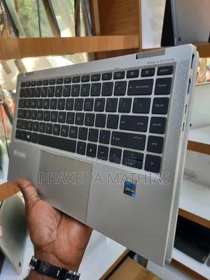 Laptop HP EliteBook X360 1030 G8 16GB Intel Core I5 SSD 512GB