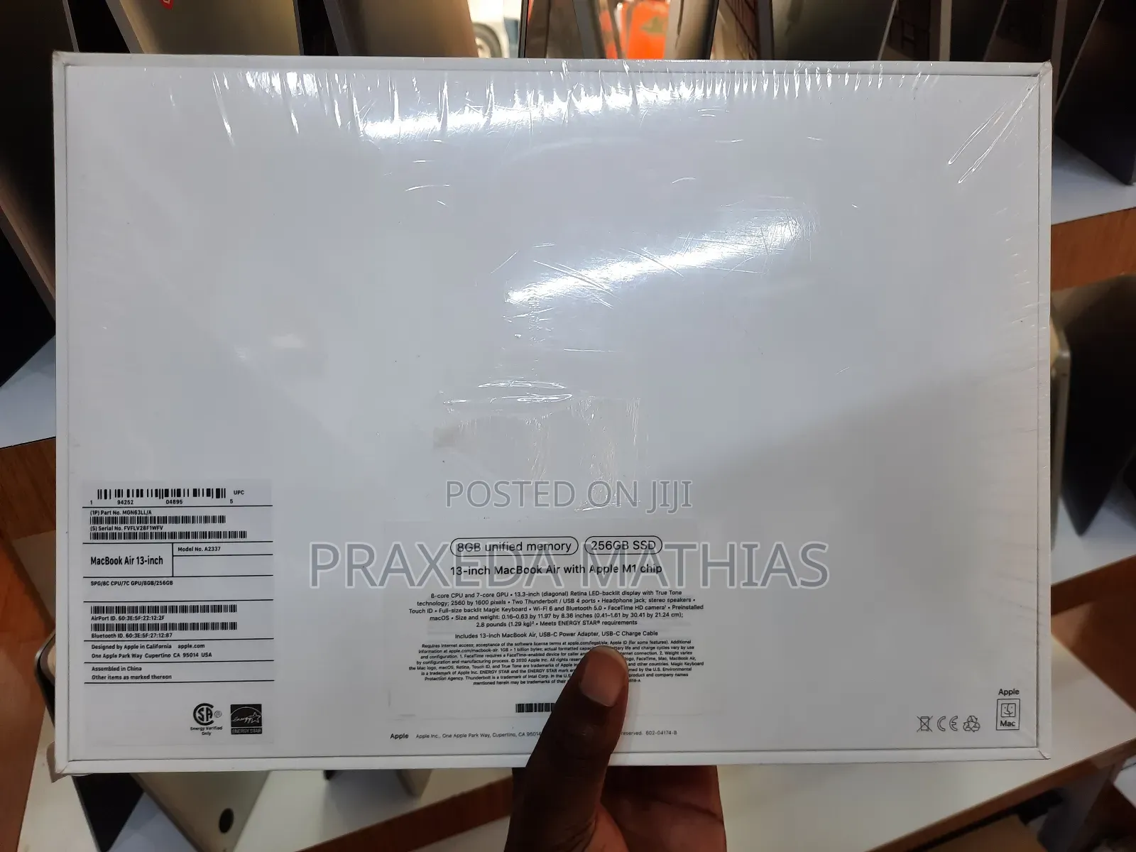 New Laptop Apple MacBook Air 2020 M1 8GB Apple M1 SSD 256GB
