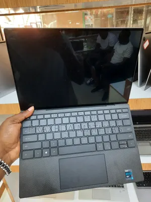 New Laptop Dell XPS 13 9310 32GB Intel Core I7 SSD 1T