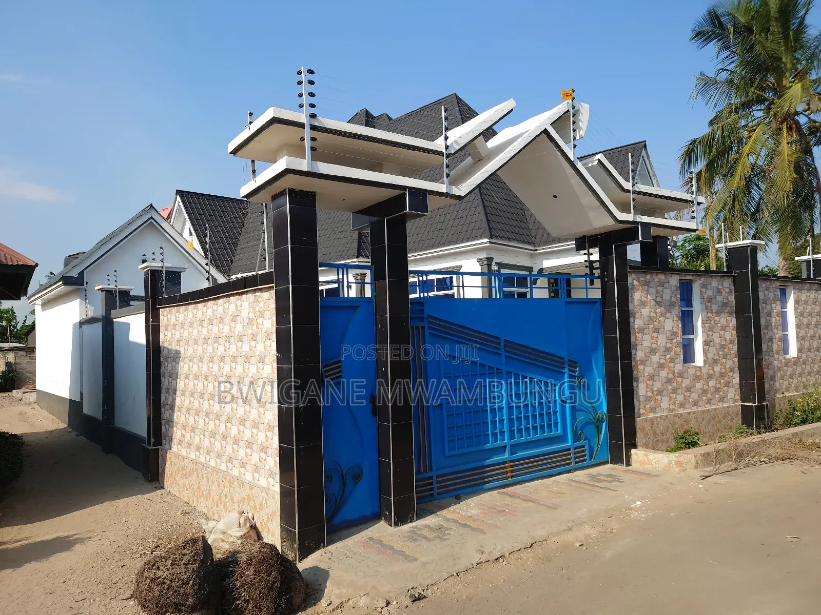 Furnished 5bdrm Apartment in Chamazi Kanisani, Mbagala for sale
