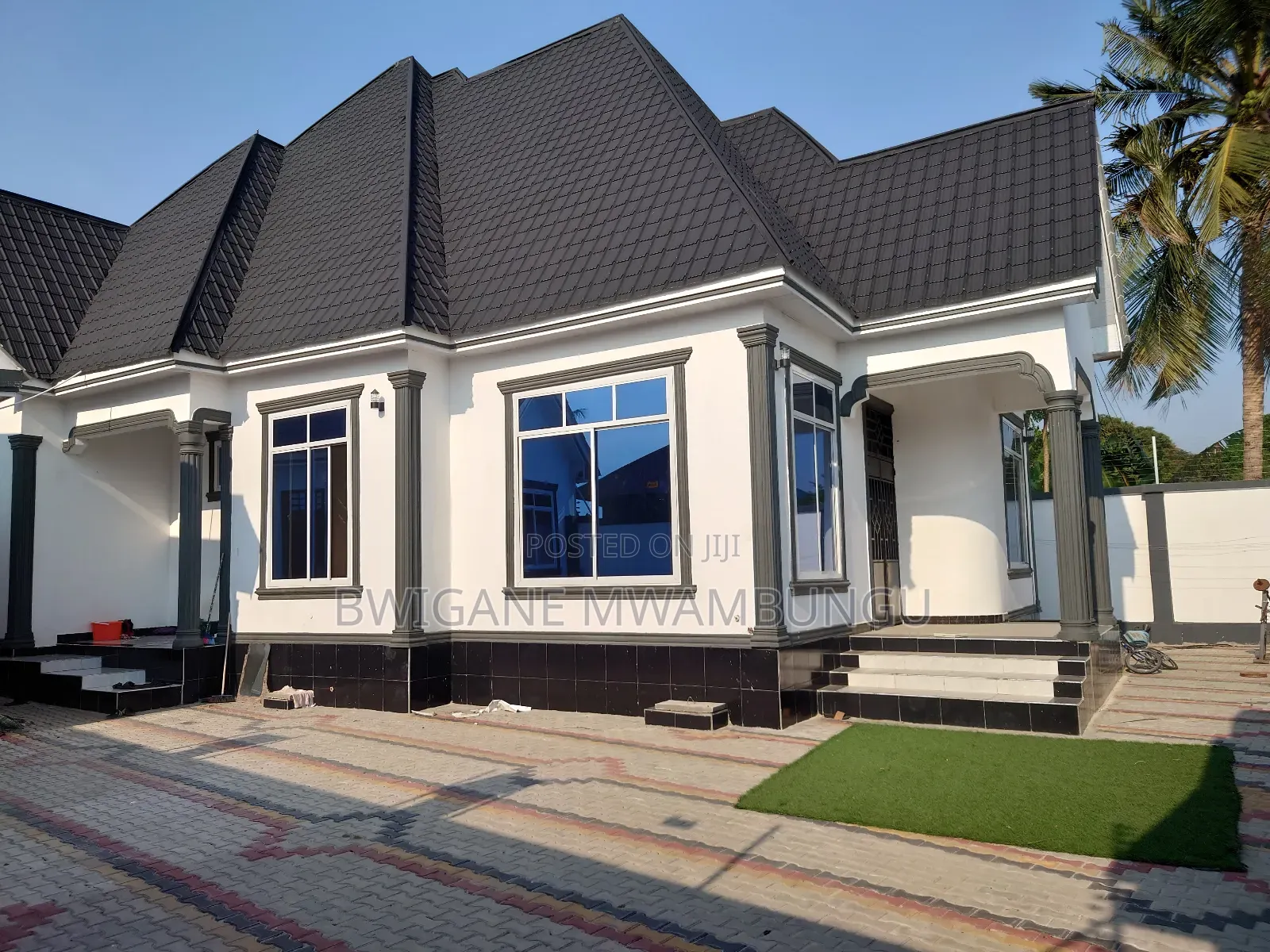Furnished 5bdrm Apartment in Chamazi Kanisani, Mbagala for sale