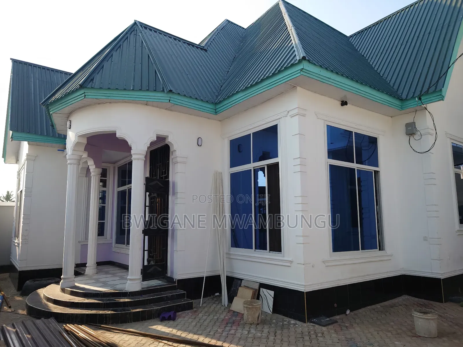Furnished 5bdrm Apartment in Chamazi Kwa Mkongo, Mbagala for sale