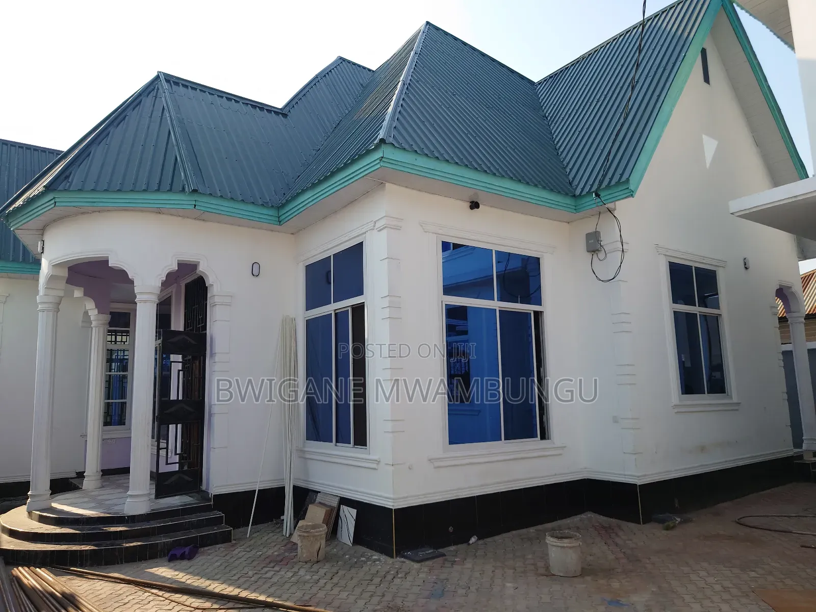 Furnished 5bdrm Apartment in Chamazi Kwa Mkongo, Mbagala for sale