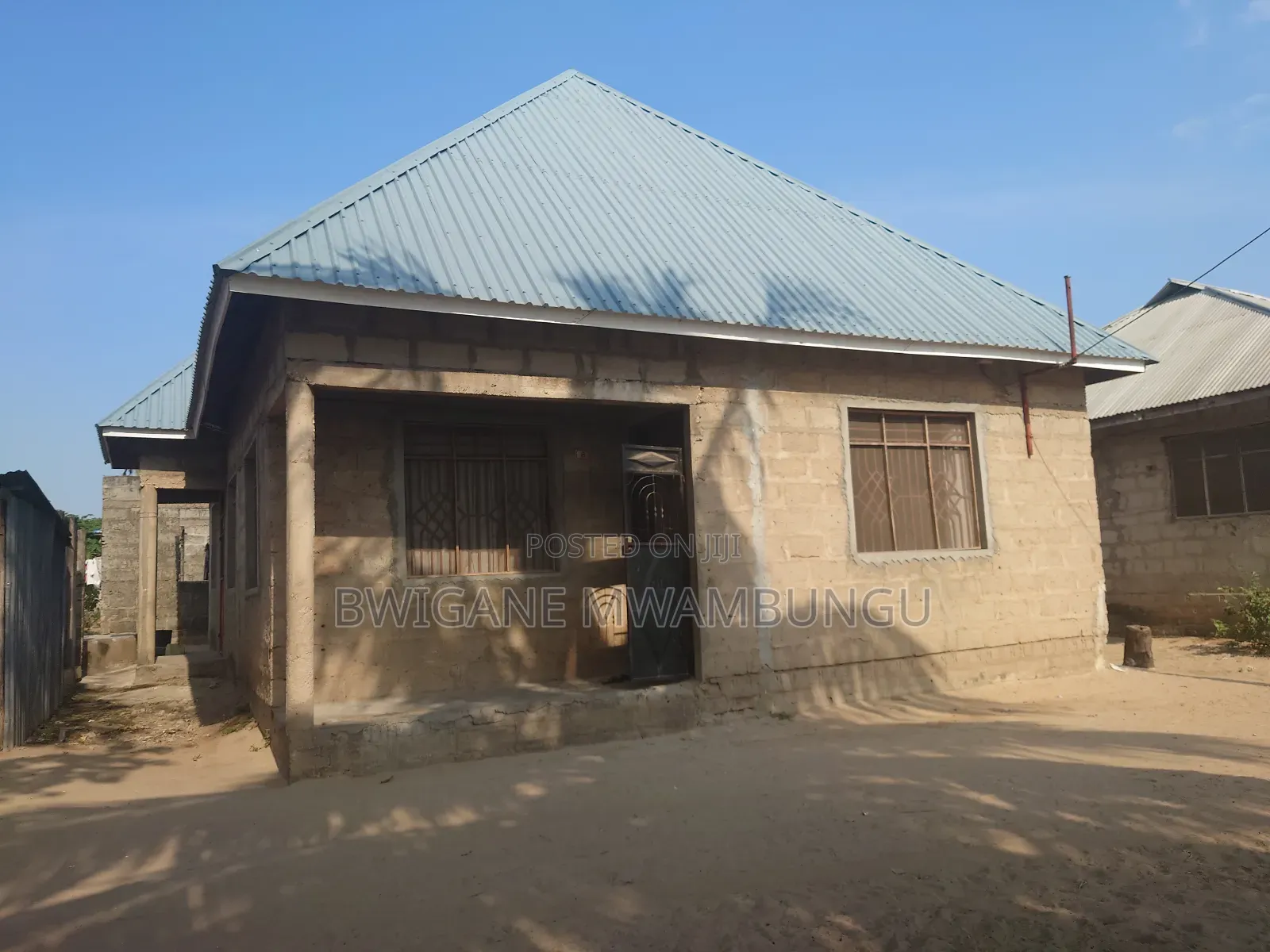 Furnished 4bdrm Apartment in Chamazi Saku Mwisho, Mbagala for sale