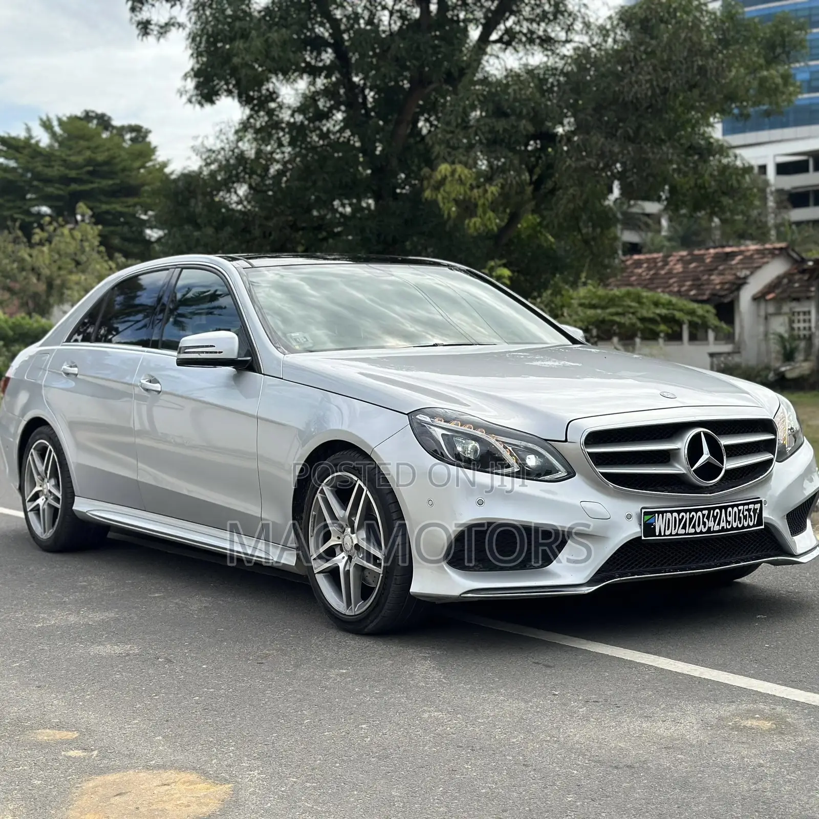 Mercedes-Benz E250 SV Premium 2014 Silver