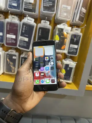 Apple iPhone 7 32 GB Black