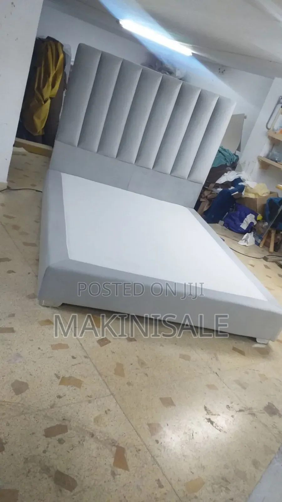 Kitanda Kizuri Sana Cha Sofa Bed