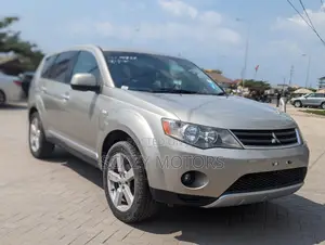 Mitsubishi Outlander 2009 Gold