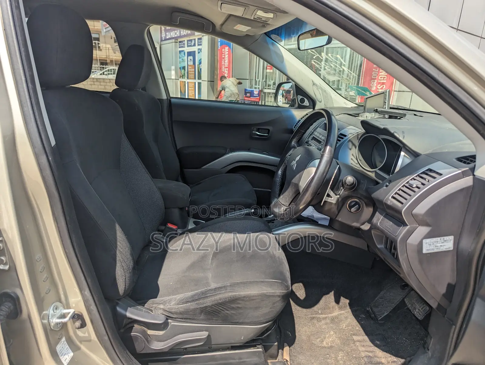 Mitsubishi Outlander 2009 Gold