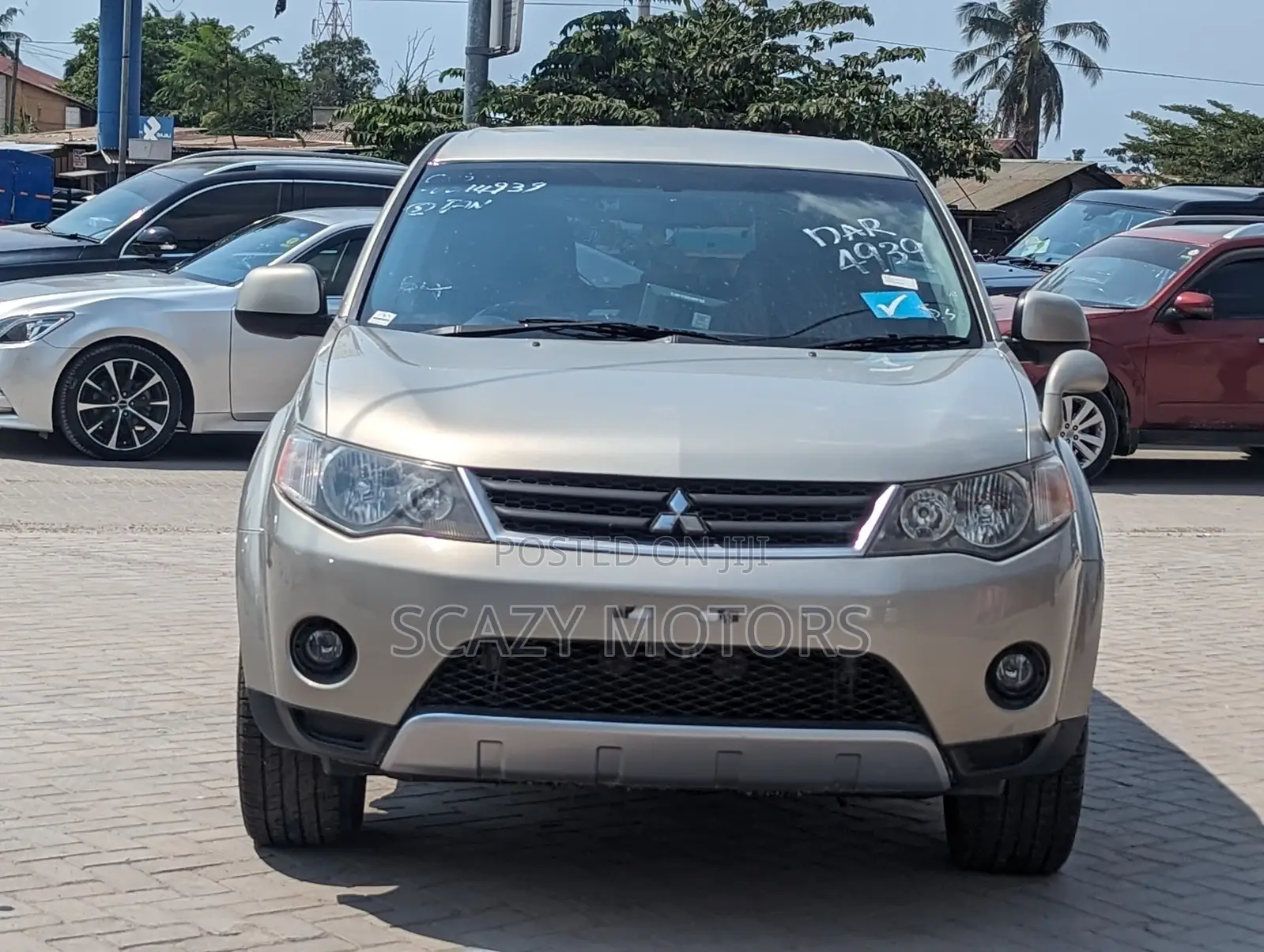 Mitsubishi Outlander 2009 Gold