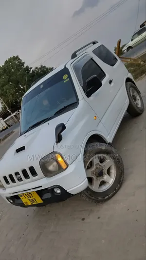 Suzuki Jimny 2000 Off white