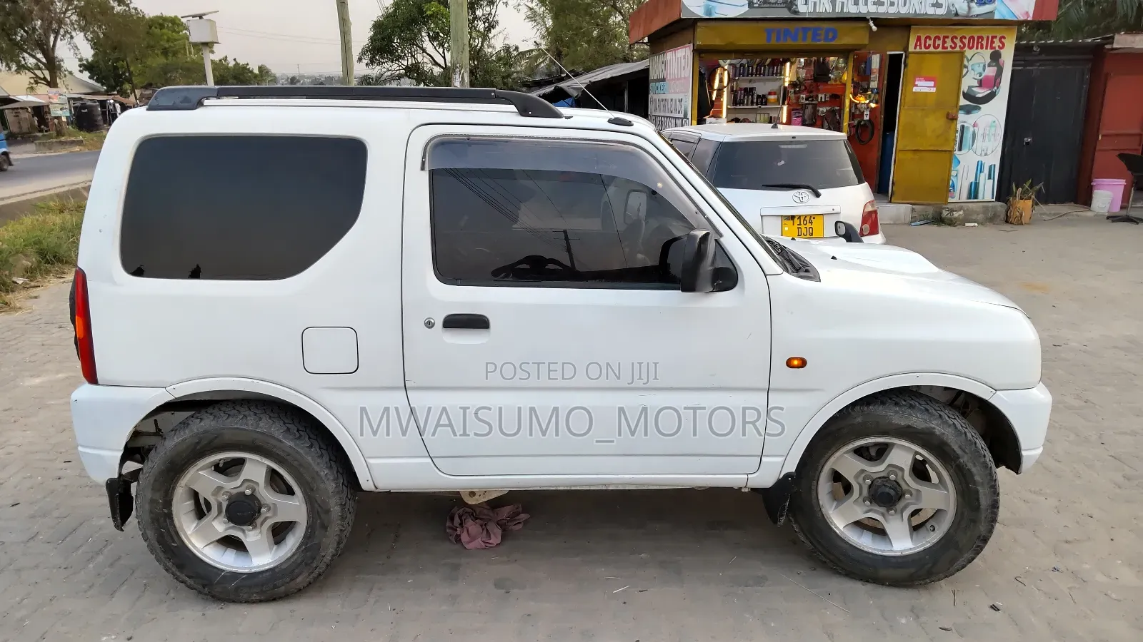 Suzuki Jimny 2000 Off white