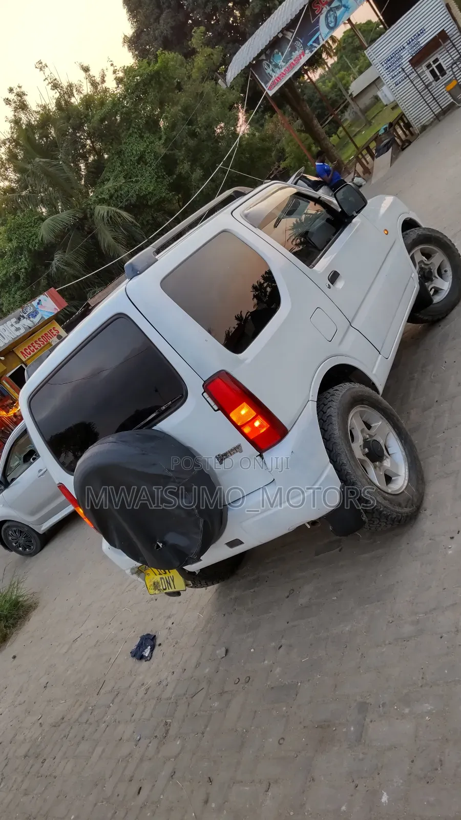 Suzuki Jimny 2000 Off white