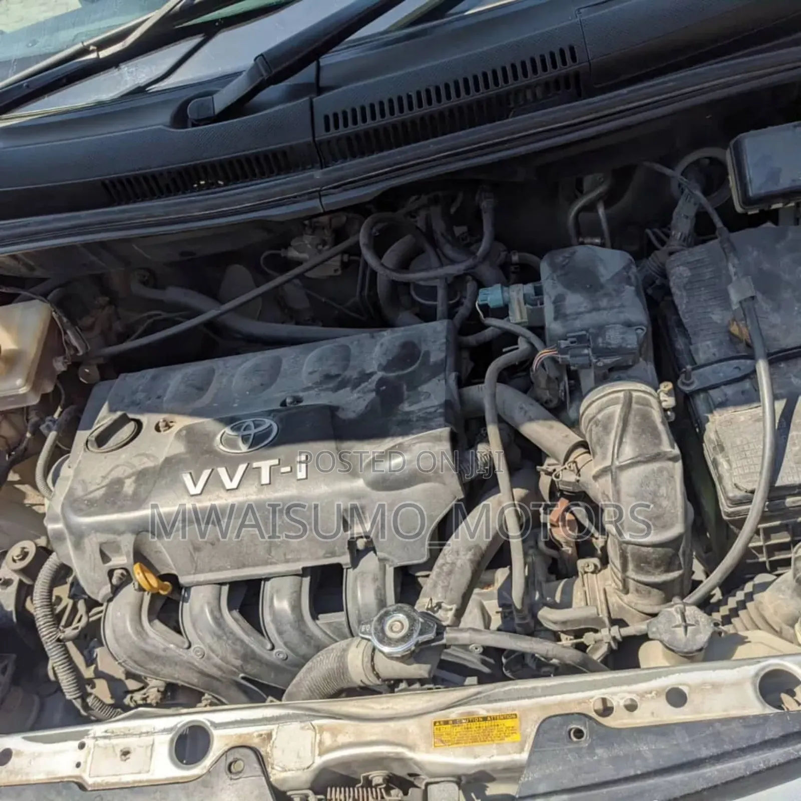 Toyota IST 2002 Silver