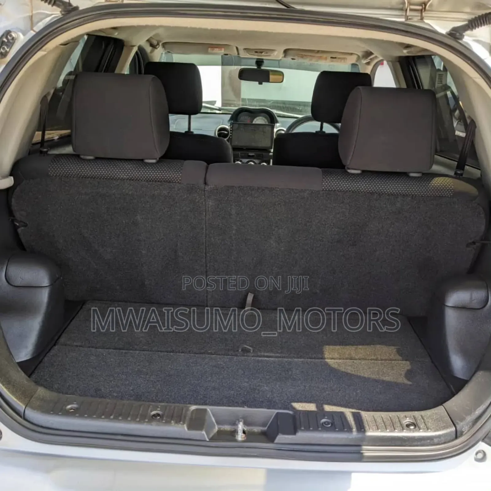 Toyota IST 2002 Silver