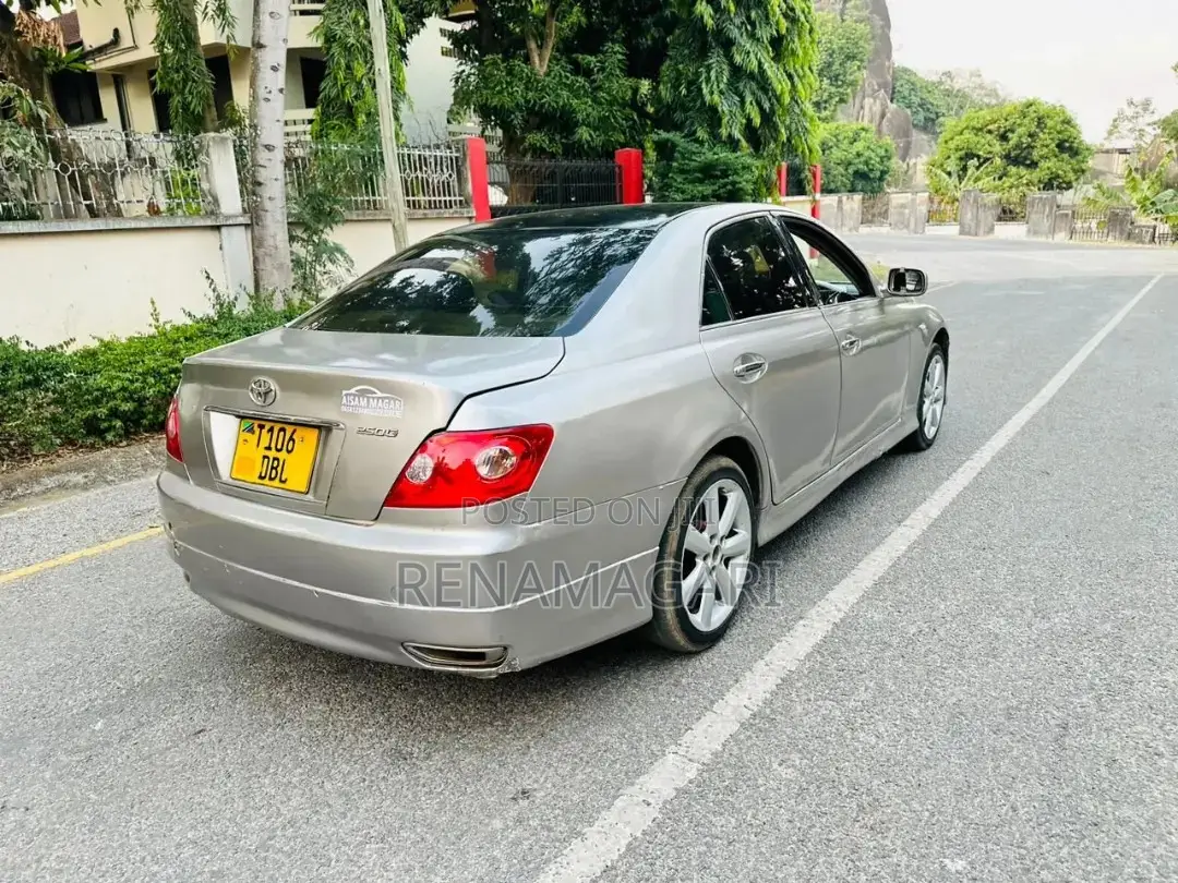 Toyota Mark X 2004 Gray
