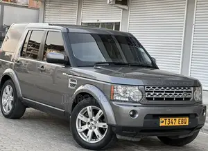 Land Rover Discovery 2010 Gray