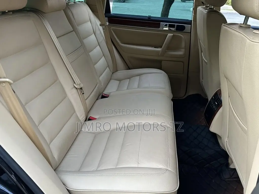 Volkswagen Touareg 2006 Black