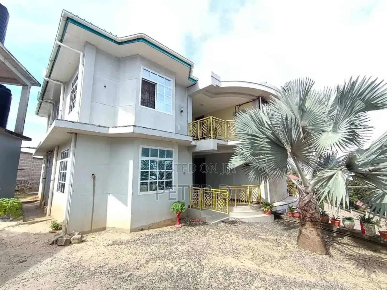 8bdrm Apartment in Kimara for rent