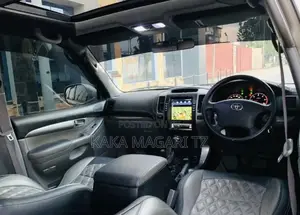 Toyota Land Cruiser Prado 2003 Silver