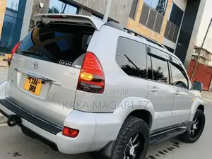 Toyota Land Cruiser Prado 2003 Silver