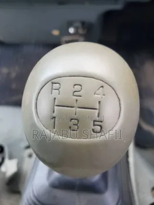 Mitsubishi Fuso Canter 1999 White