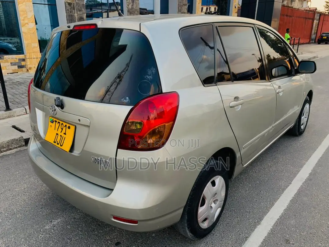 Toyota Corolla Spacio 2004 Silver