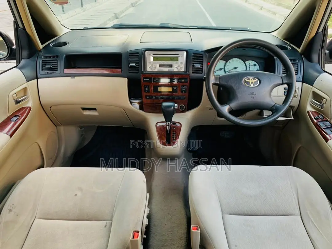 Toyota Corolla Spacio 2004 Silver