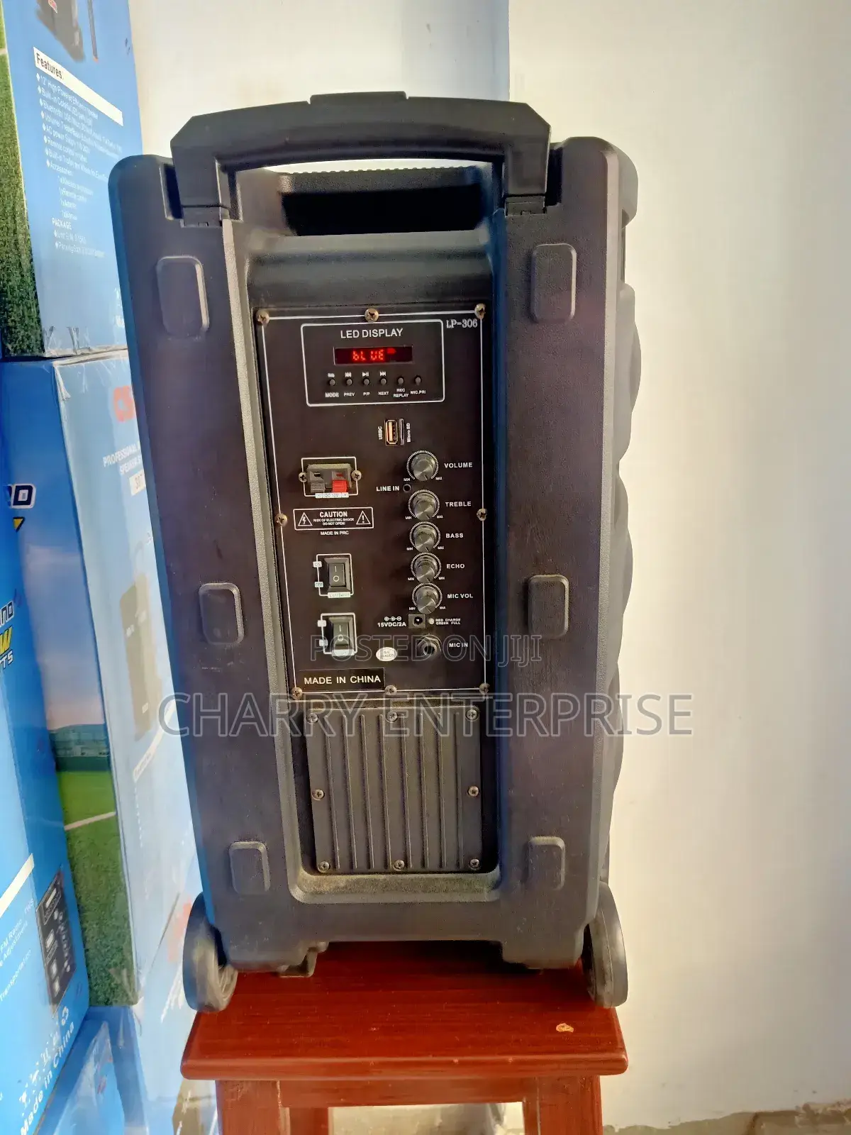 CSN PROFESSIONAL Rechargeable Battery Speaker System 8000W
