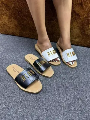 Simple Sandal Kalii ( Dior )