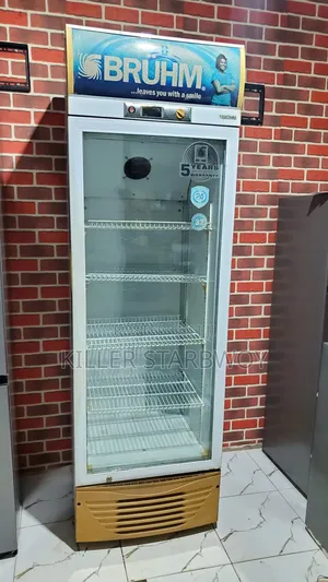 Display Fridge M