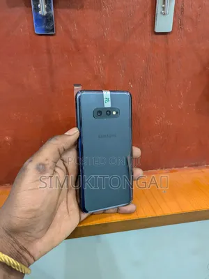 Samsung Galaxy S10e 128 GB Black