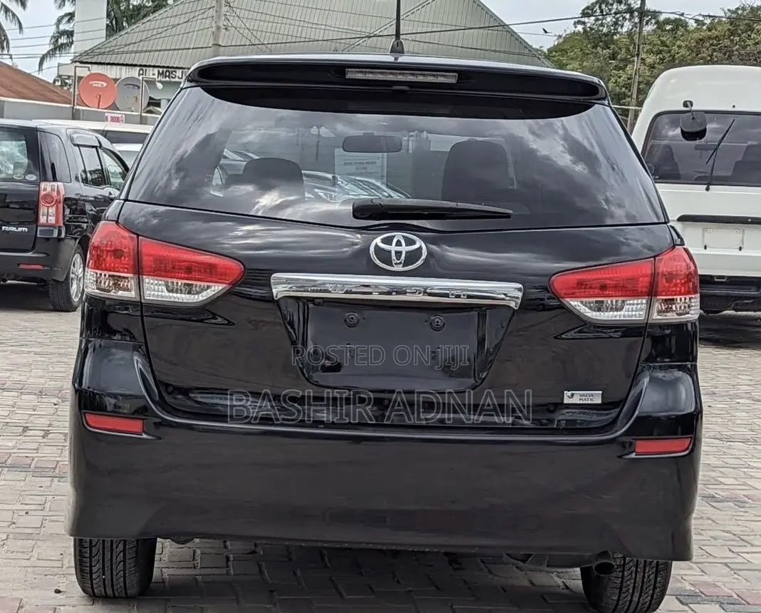 Toyota Wish 2012 Black