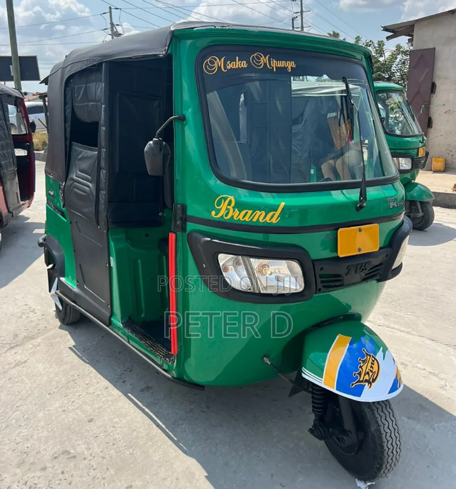 TVS King Cargo 2023 Gray