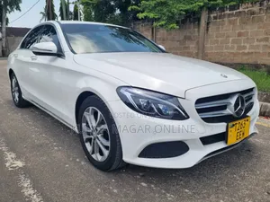 Mercedes-Benz C220 2015 White