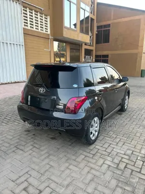Toyota IST 2003 Black