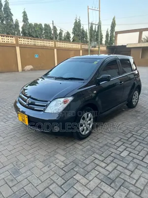 Toyota IST 2003 Black