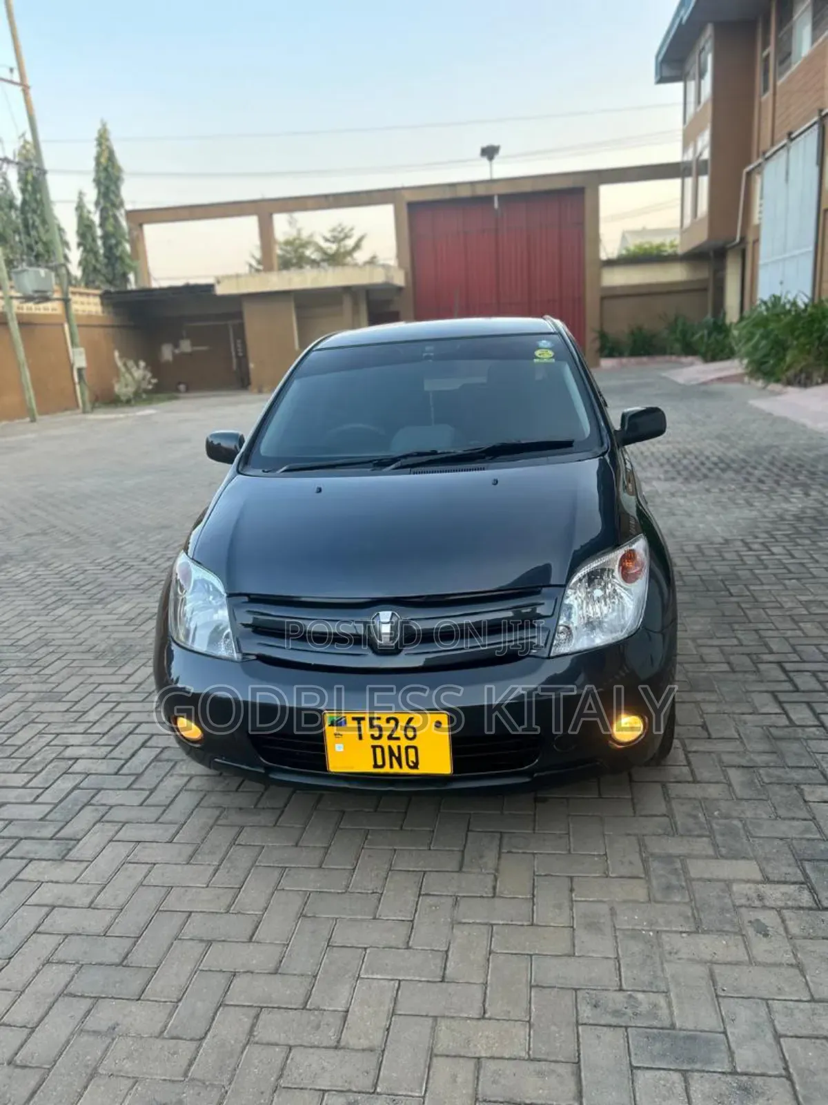 Toyota IST 2003 Black