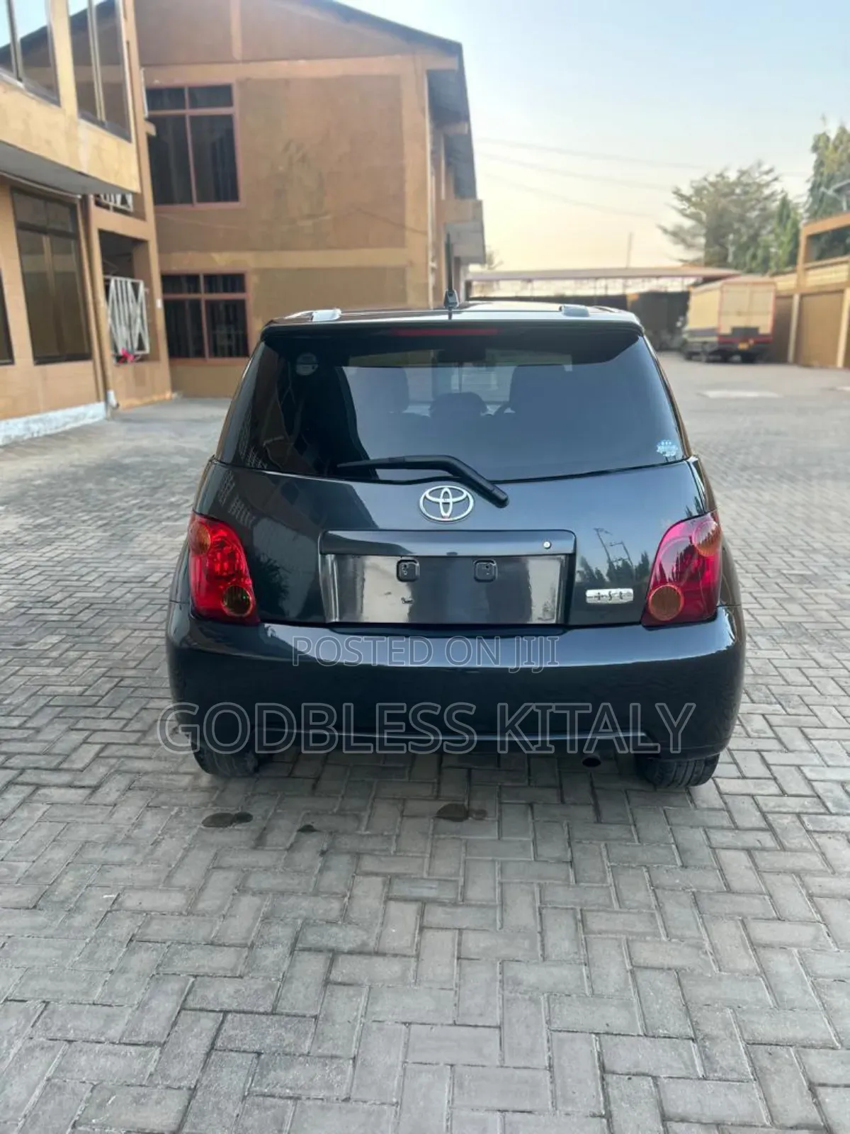 Toyota IST 2003 Black