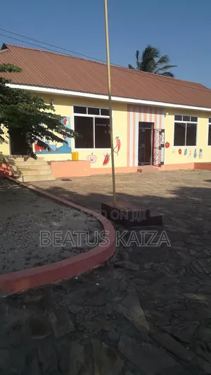 20bdrm Apartment in Madale Usalama, Goba for sale