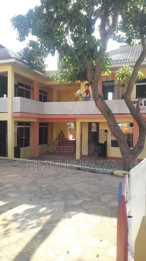 20bdrm Apartment in Madale Usalama, Goba for sale