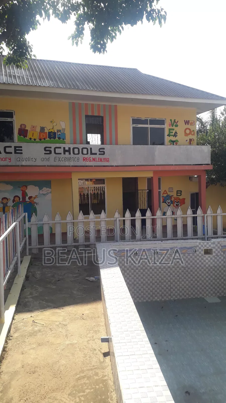 20bdrm Apartment in Madale Usalama, Goba for sale