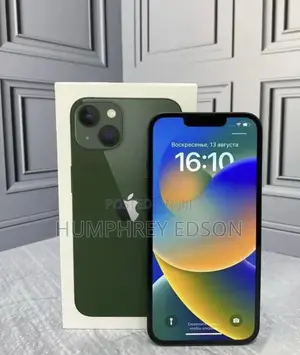 New Apple iPhone 13 128 GB Green