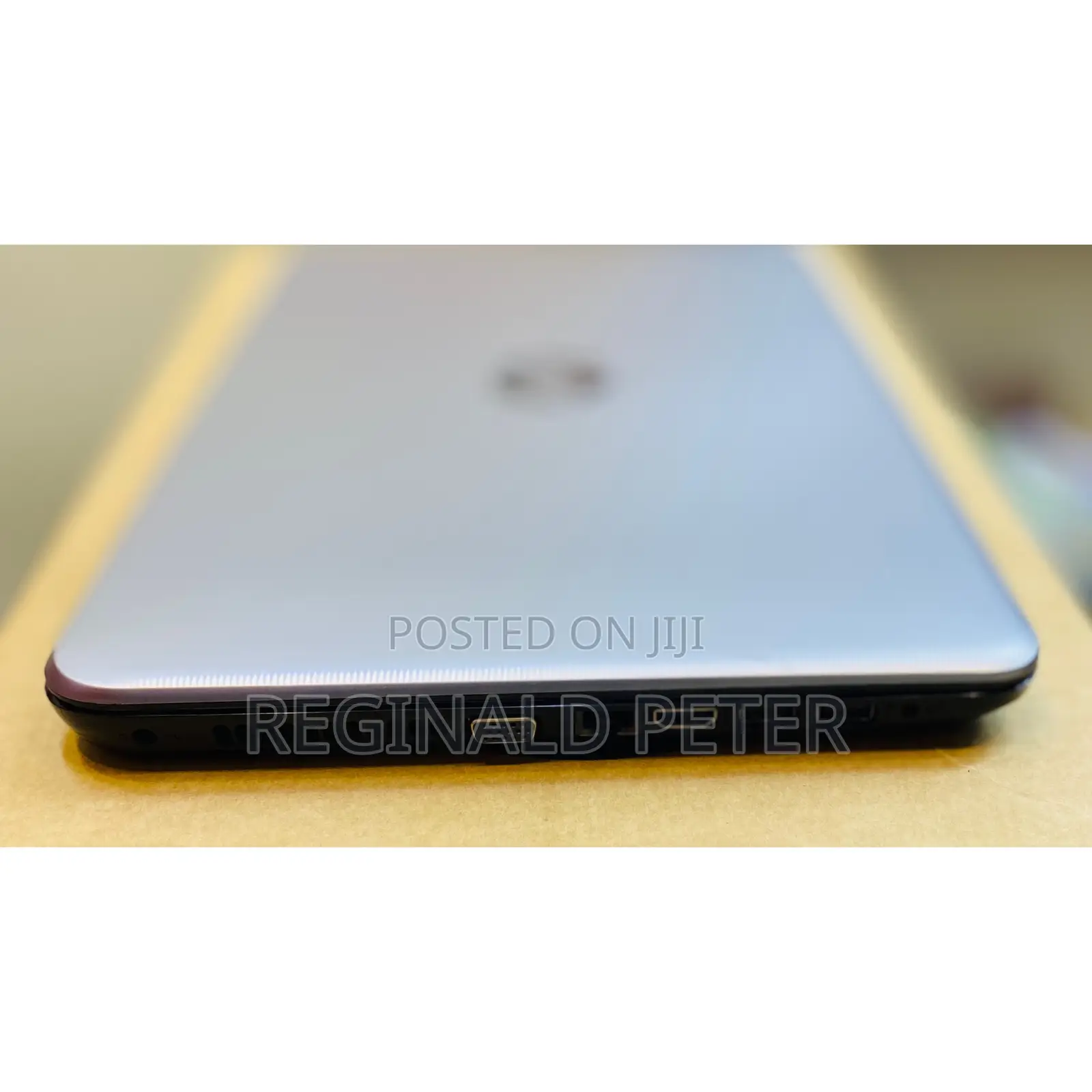 Laptop HP 8GB AMD A4 HDD+SSD 500GB