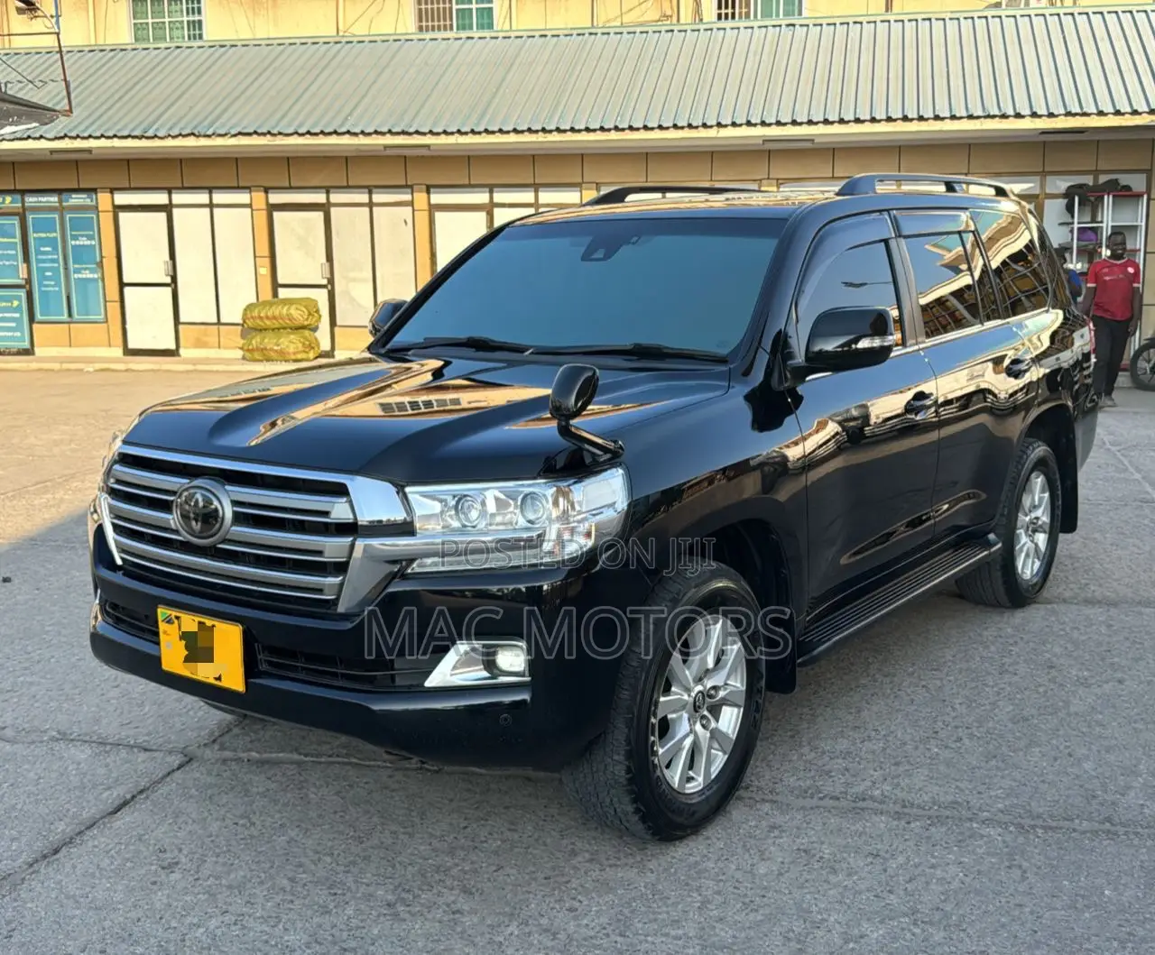 Toyota Land Cruiser 4.5 V8 VXR 2018 Black