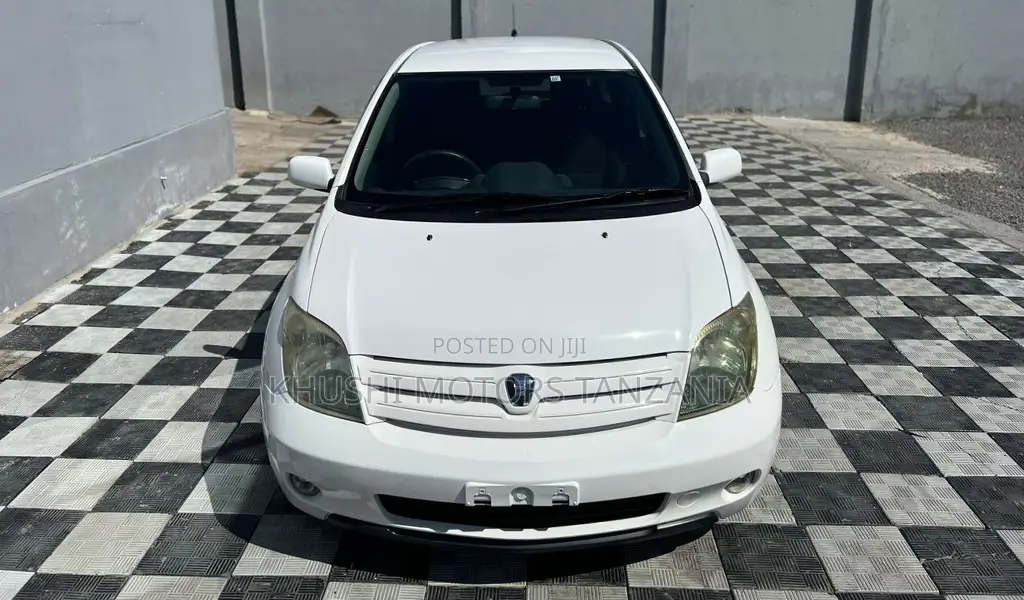 Toyota IST 2003 Pearl